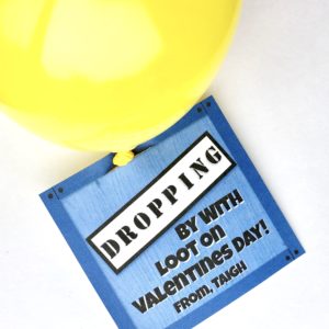 Fortnite Valentine Kit with Yellow Balloon